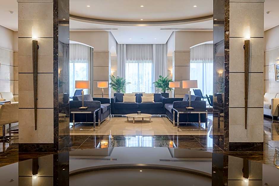 Maritim Antonine Hotel & Spa