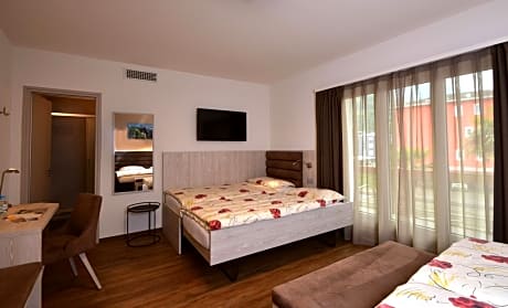 Modern Superior Double Room 