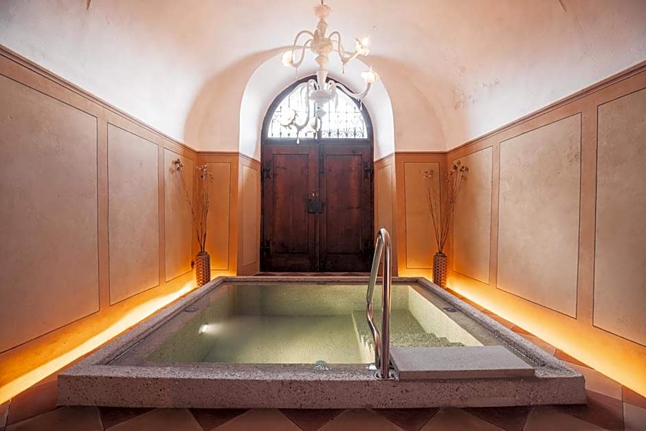 Castel Maurn Dolomites