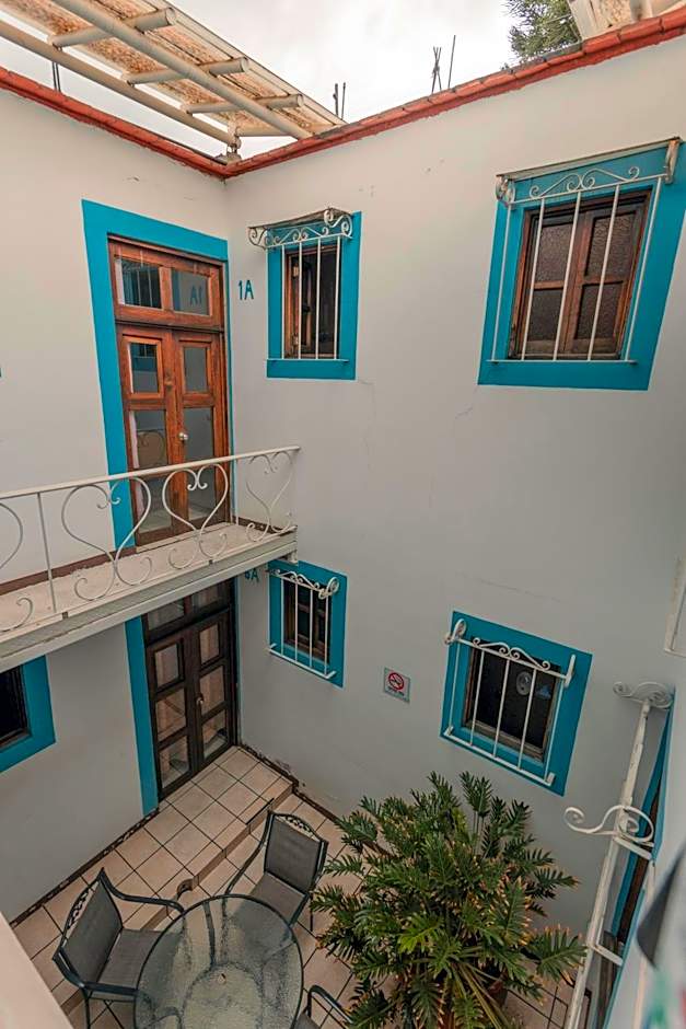 HOTEL NIUT-JA