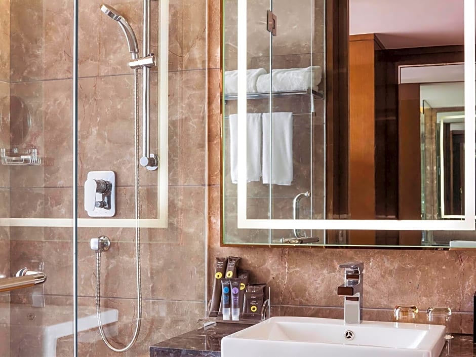 Novotel Daqing Haofang