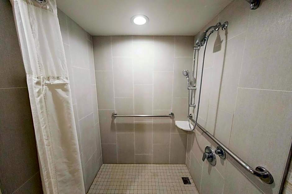 Embassy Suites by Hilton Lexington Green