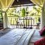Air Manis Hillside Villa Cafe & Resto
