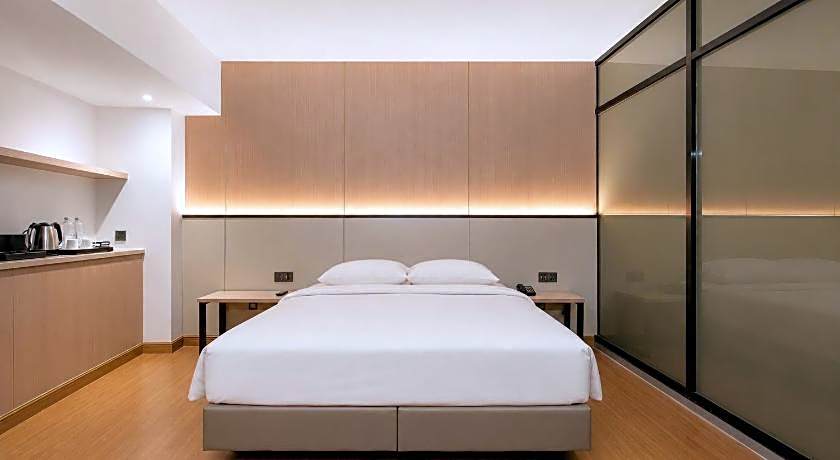 Ming Paragon Hotel