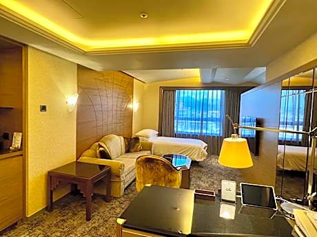 Suite with Extra Bed