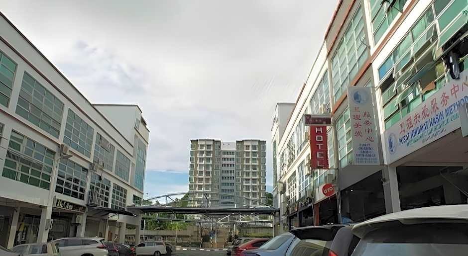 Red’s Hotel