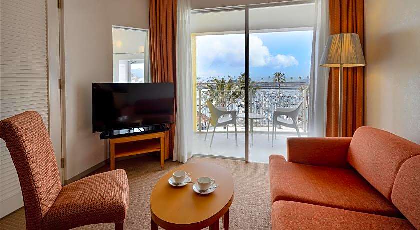 Wakayama Marina City Hotel