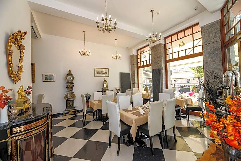 Salvator Hotel