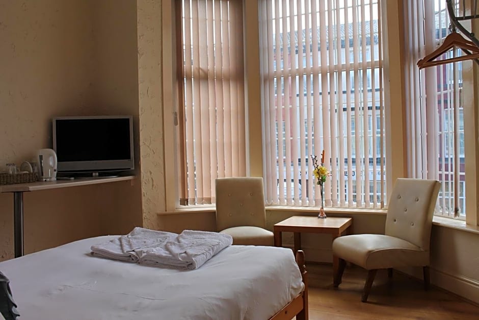 Brecks Hotel – Blackpool