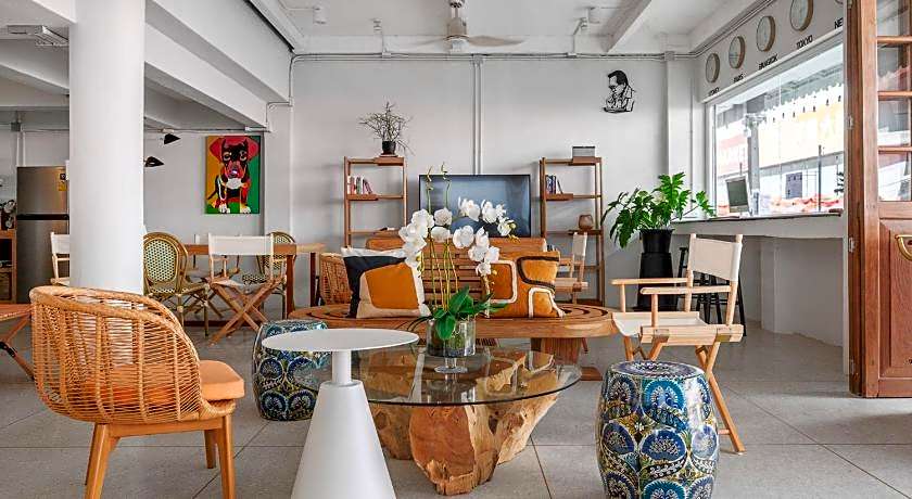 Unplugged at Bangrak Design hostel 