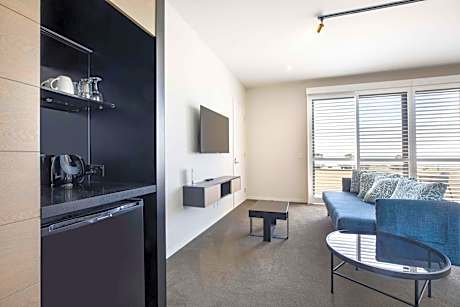 Beachfront King Suite