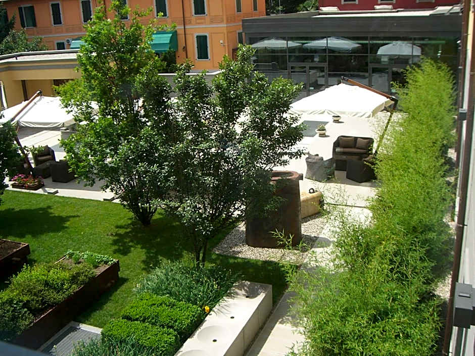 Best Western Falck Village Hotel