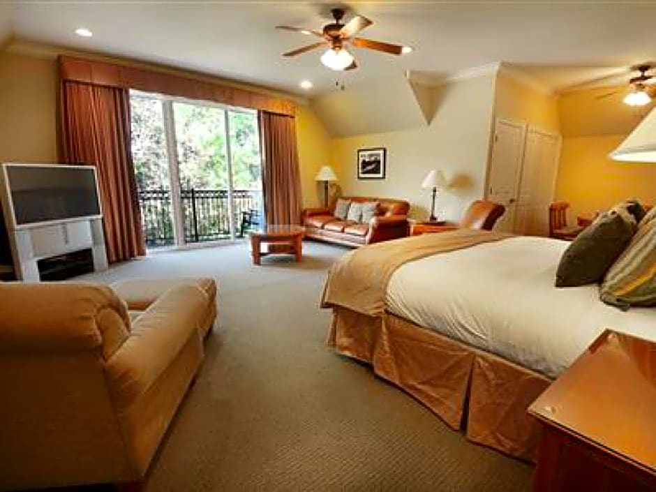The Villas at Carter Plantation