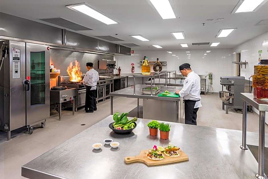 Oaks Melbourne on Market Hotel