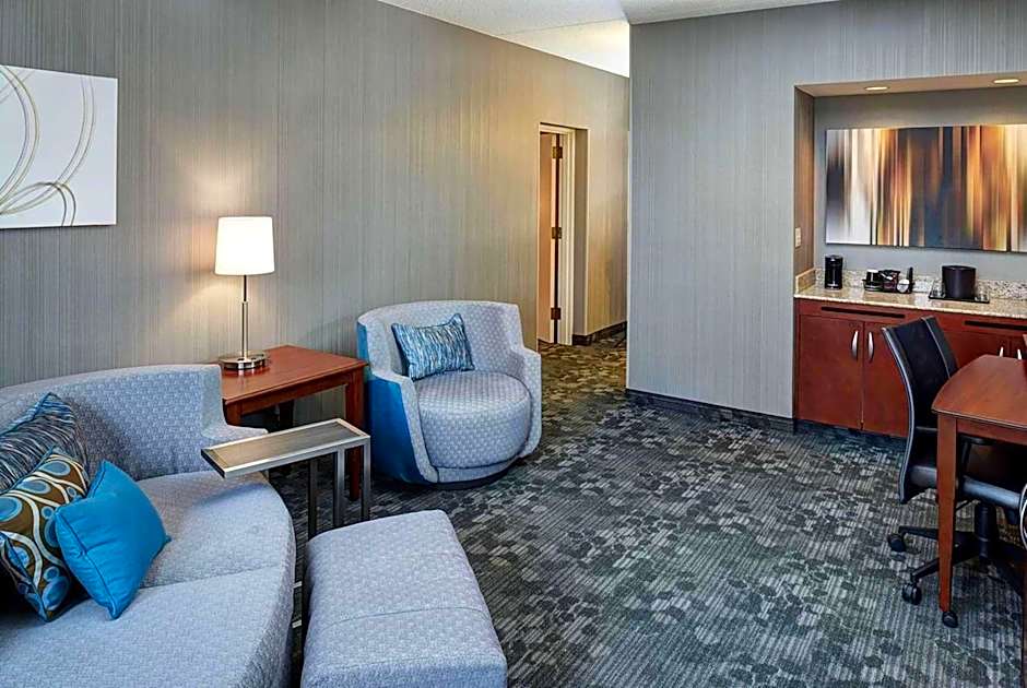 AmericInn by Wyndham Brookfield