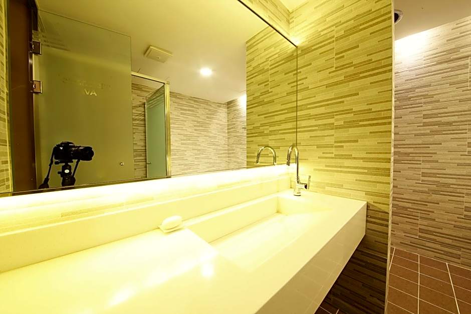 Premium Ava Hotel