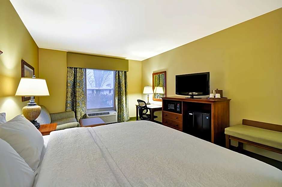 Hampton Inn By Hilton And Suites Charleston/Mt. Pleasant-Isle Of Palms