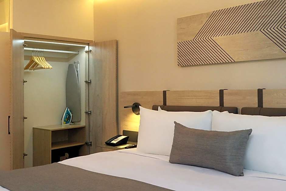 City Express Plus by Marriott Monterrey Centro