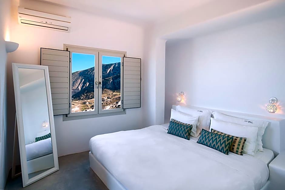 Skyfall Suites - Adults Only