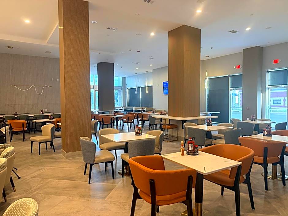 Fairfield by Marriott Inn & Suites Houston Downtown