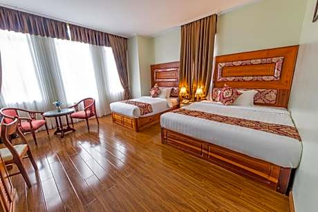 Deluxe Double or Twin Room with City View