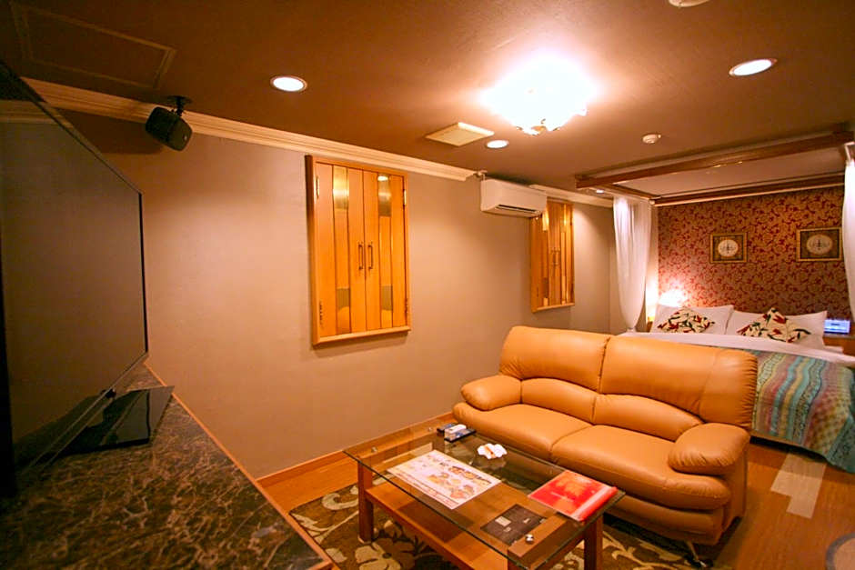 Aura Kanku (Adult Only)