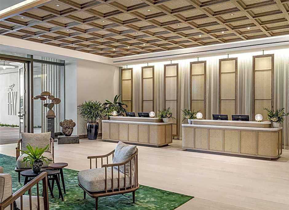 The Ray Hotel Delray Beach, Curio Collection by Hilton