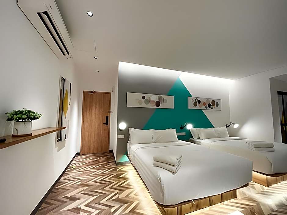 Apple 1 Hotel Queensbay