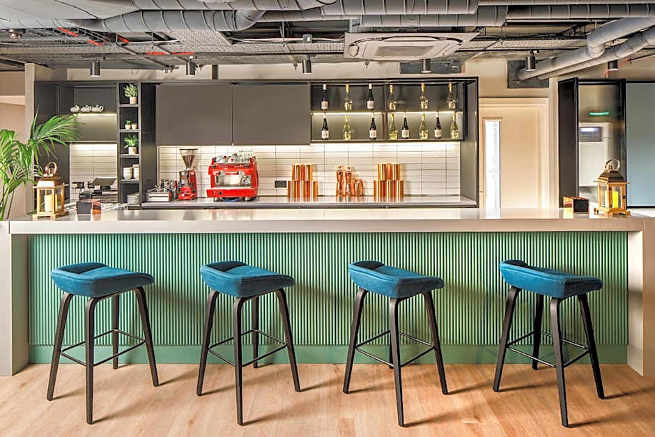 Southgate Hotel London