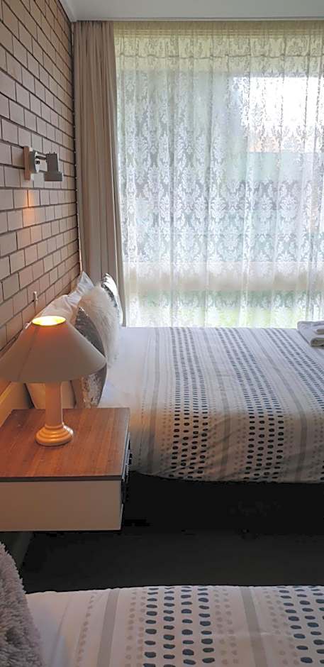 Sandpipers @ Millicent