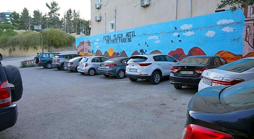 petra plaza hotel
