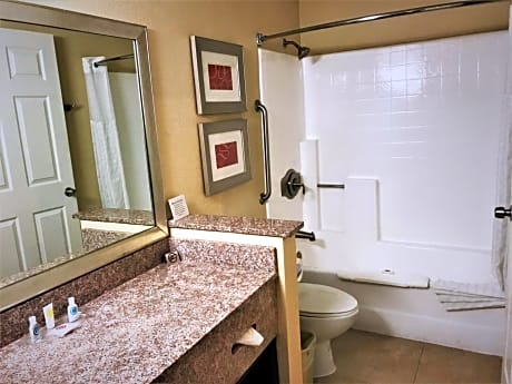 King Suite with Balcony and Jetted Tub - Non-Smoking