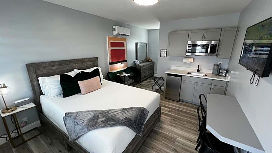Oceano Suites Daytona Beach