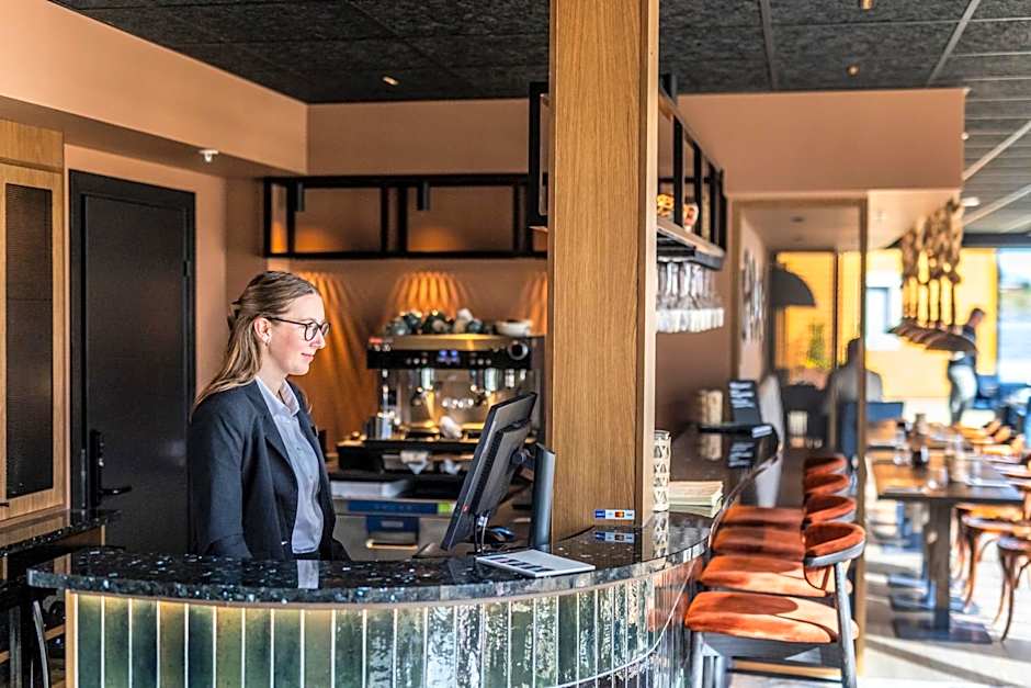 Henningsvær Bryggehotell - by Classic Norway Hotels