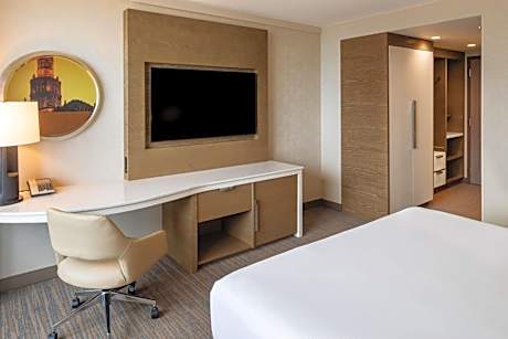 1 King Bed Yoga Room - Hearing Accessible