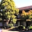 Clayton Monash Motor Inn & Serviced Apartments