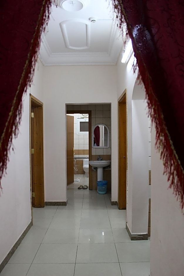 Al Eairy Furnished Apartments - Al Bahah 4