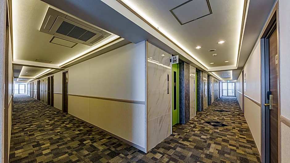 Toyoko Inn Imba Nihon-idai Ekimae