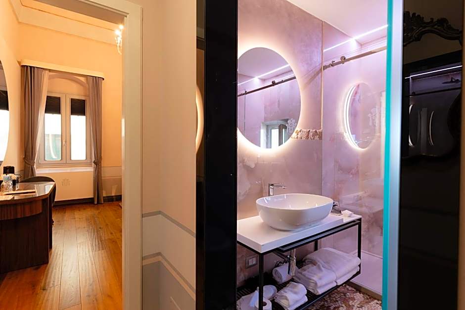 Lo Stemma Luxury Boutique Hotel