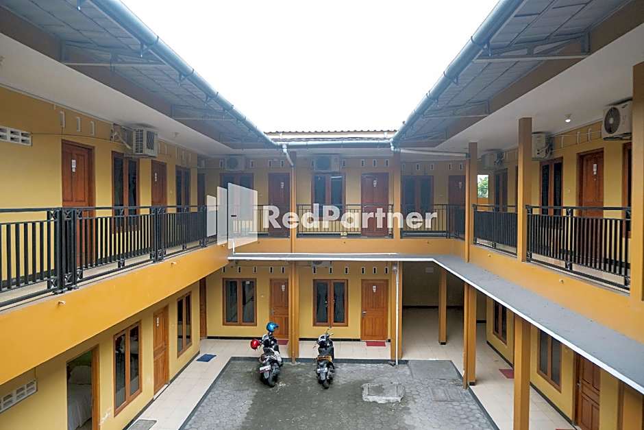 Wisma Handayani Syariah Mitra RedDoorz near RSUD Wonosari