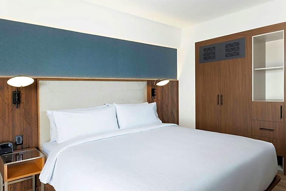 Courtyard by Marriott Puebla Las Animas