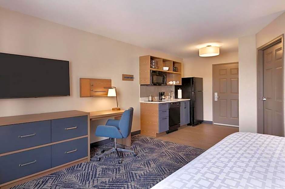 Candlewood Suites Springfield By IHG