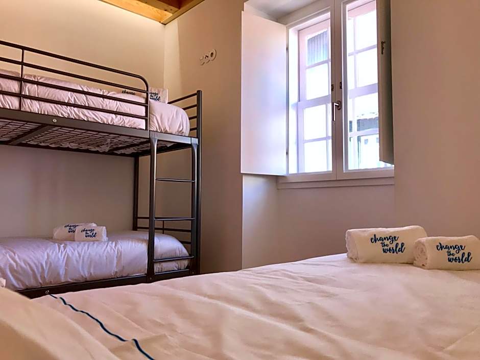 Change The World Hostels - Coimbra - Almedina
