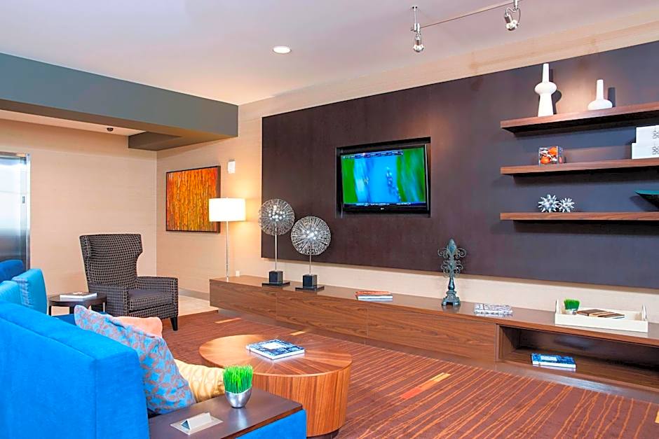 Courtyard by Marriott Peoria Downtown