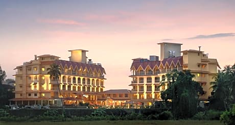 Acron Candolim Regina