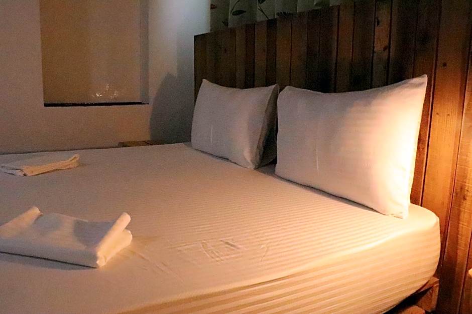 Miracle City Inn Hostel