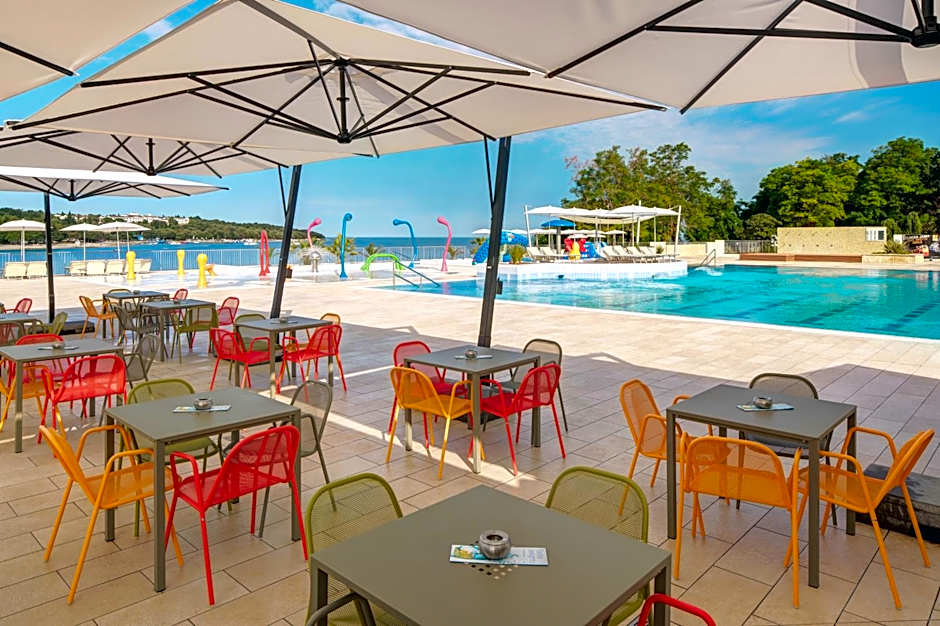 Mobilhome Victoria Camping Lanterna