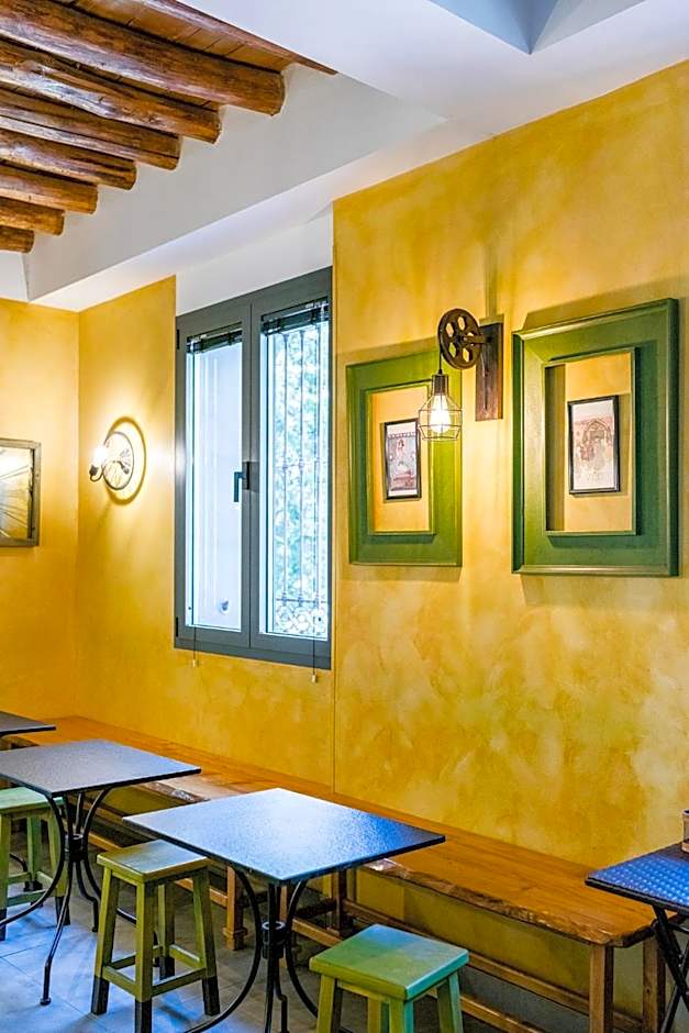 Hostel Carlota Braun