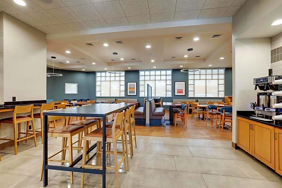 Drury Inn & Suites Dayton North