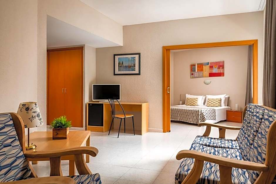 ALEGRIA Plaza Paris 4*Sup